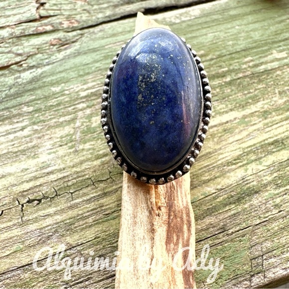 Alquimia Blue Oval Stone Ring - Picture 1 of 3